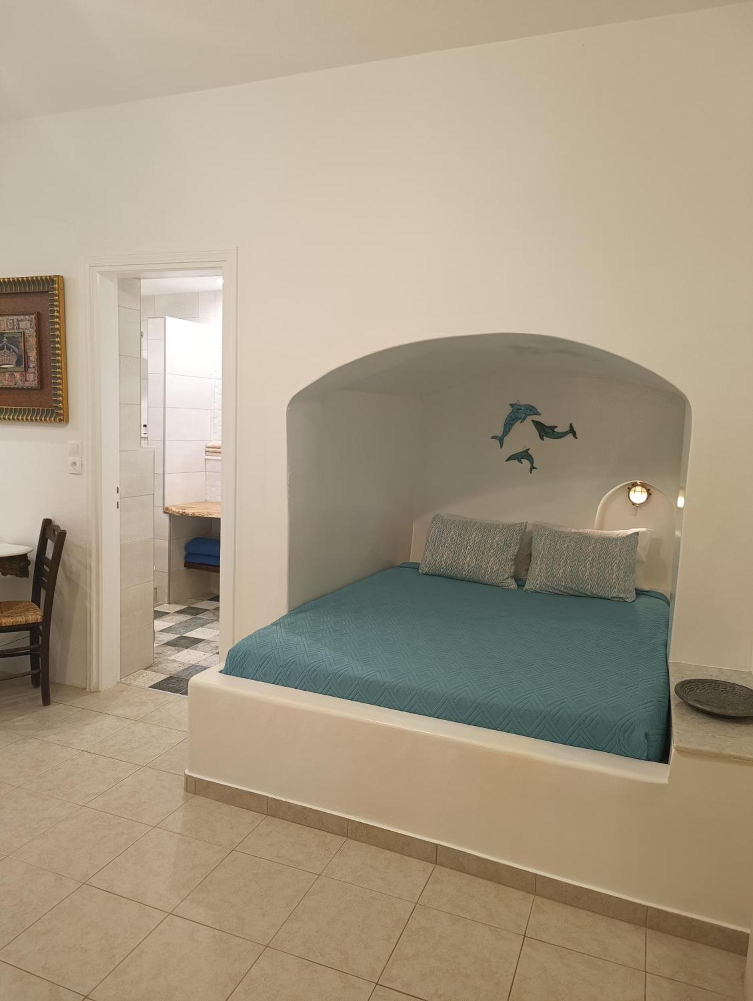 Moschatos Beach House Kamári Екстериор снимка